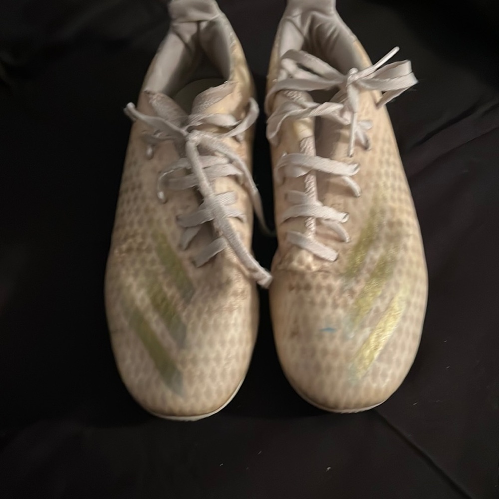 Women adidas soccer shoes